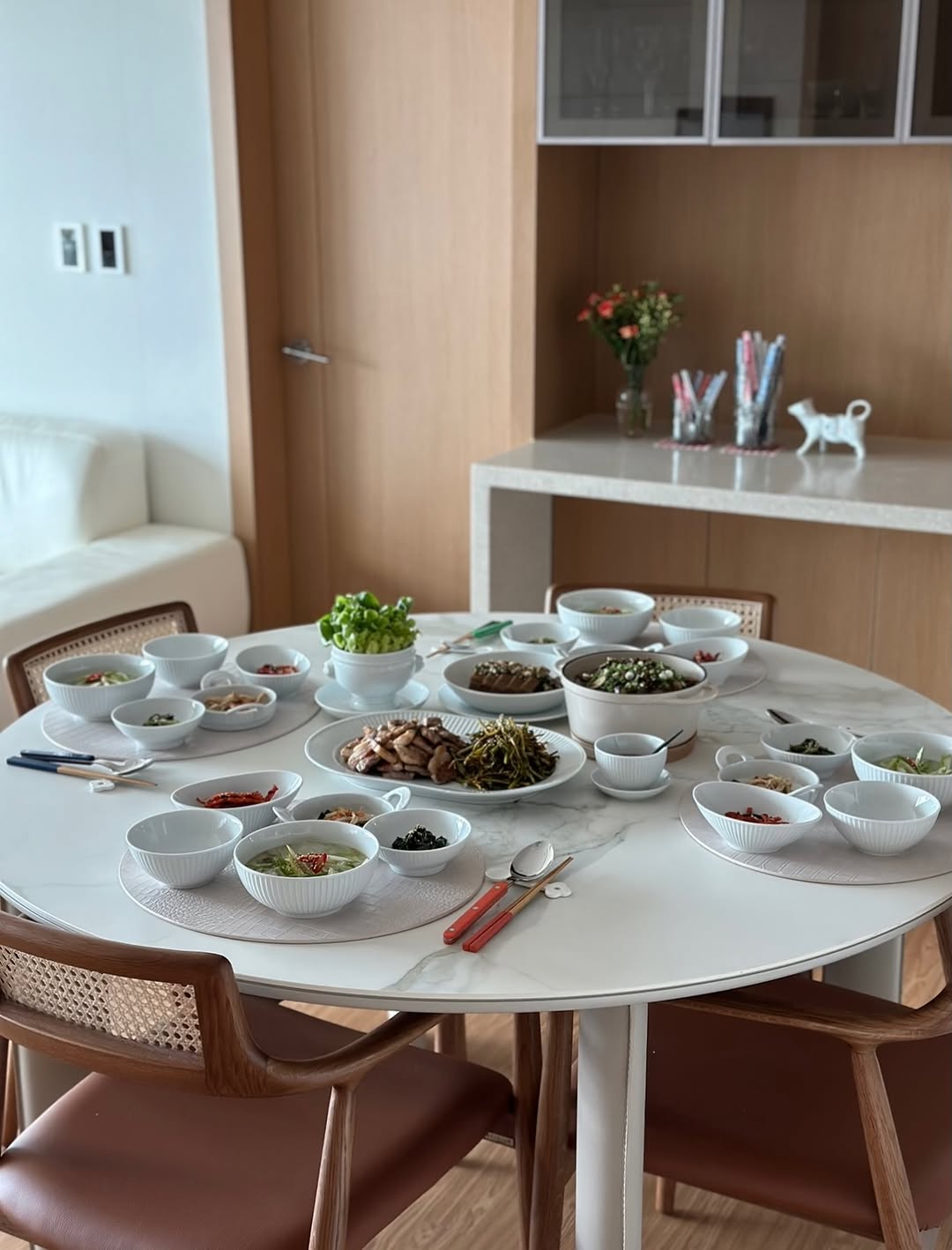 한식 상차림 식기