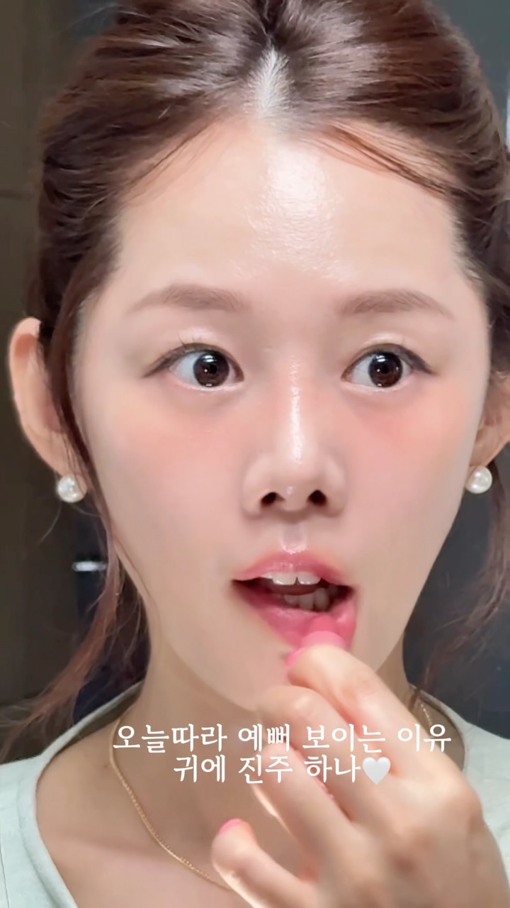 진주 귀걸이